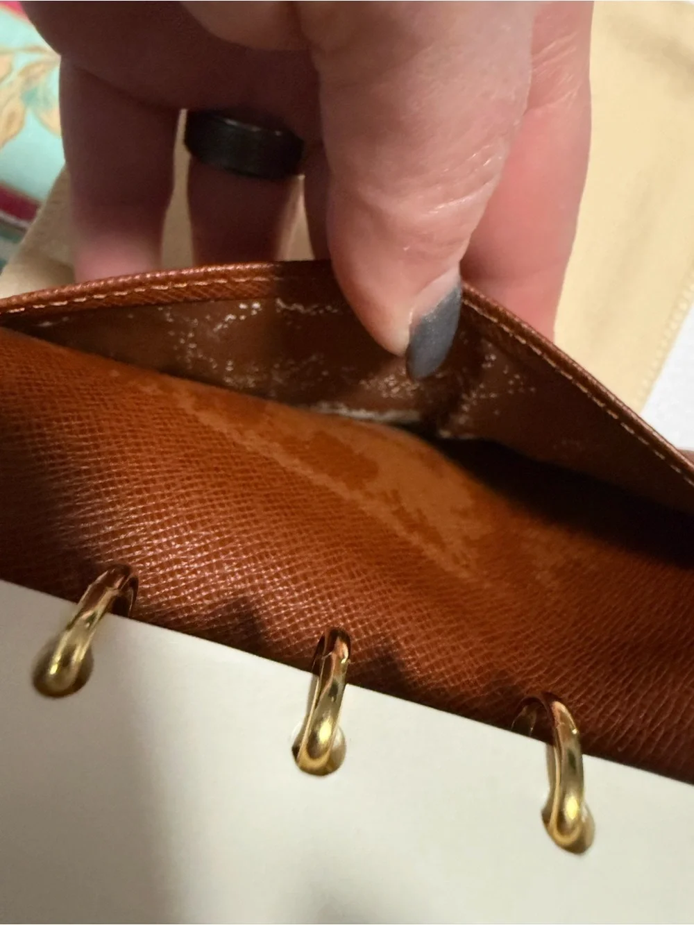 Louis Vuitton Authentic Agenda w/paper in Brown and Gold! With COA & Dust Bag!